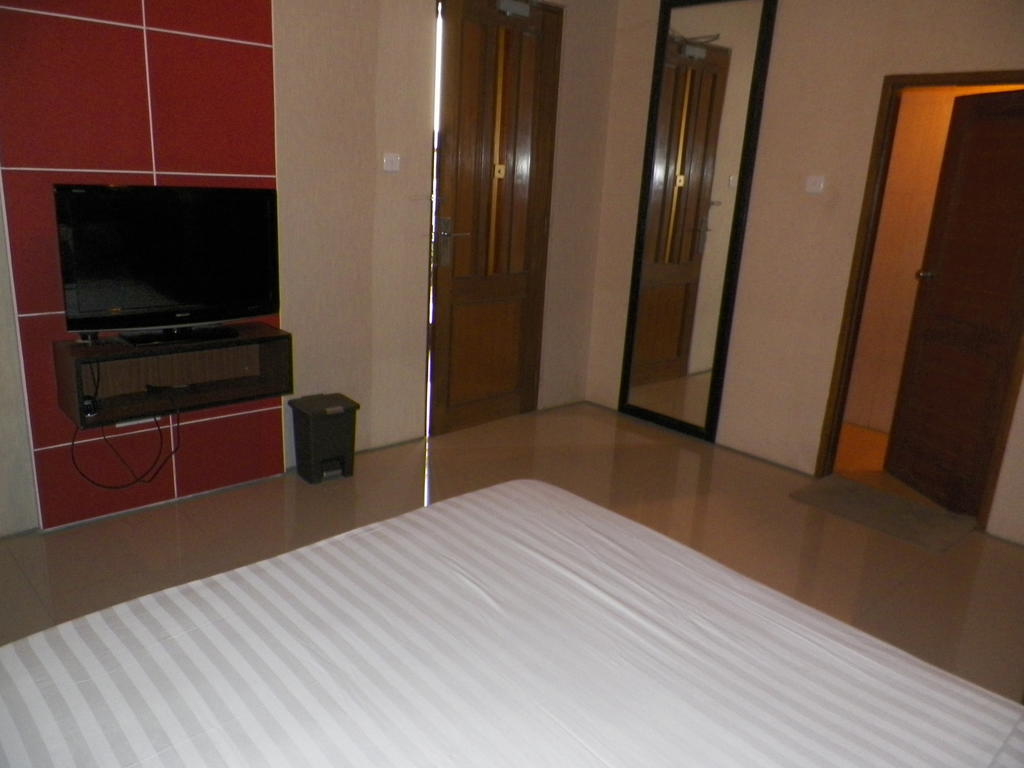 Ariandri Boutique Guesthouse Бандунг Номер фото